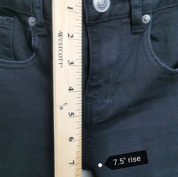 SIZE 27 Black Tape, Low-Rise, Black Skinny Jeans NWT - Picture 6 of 11